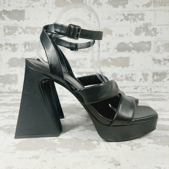 New Abound Tracy Black Faux Leather Block Heel Retro Platform Sandals H465 - Picture 5 of 15